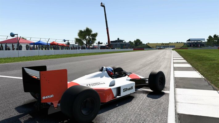 F1 2017 ‘1988 McLAREN MP4/4 CLASSIC CAR DLC PC Steam Key GLOBAL